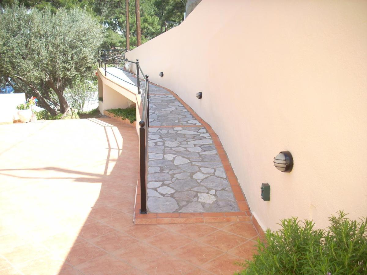 Myrties Boutique Apartments Exterior photo
